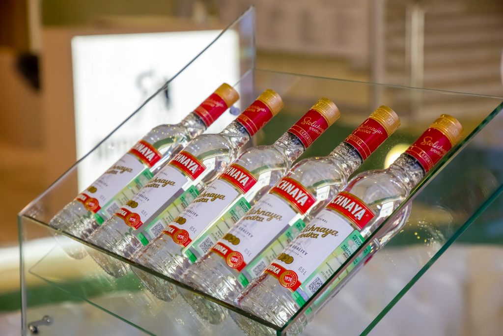 stolichnaya-85-let-soyuzplodimport-bryansksspirtprom-prodekspo